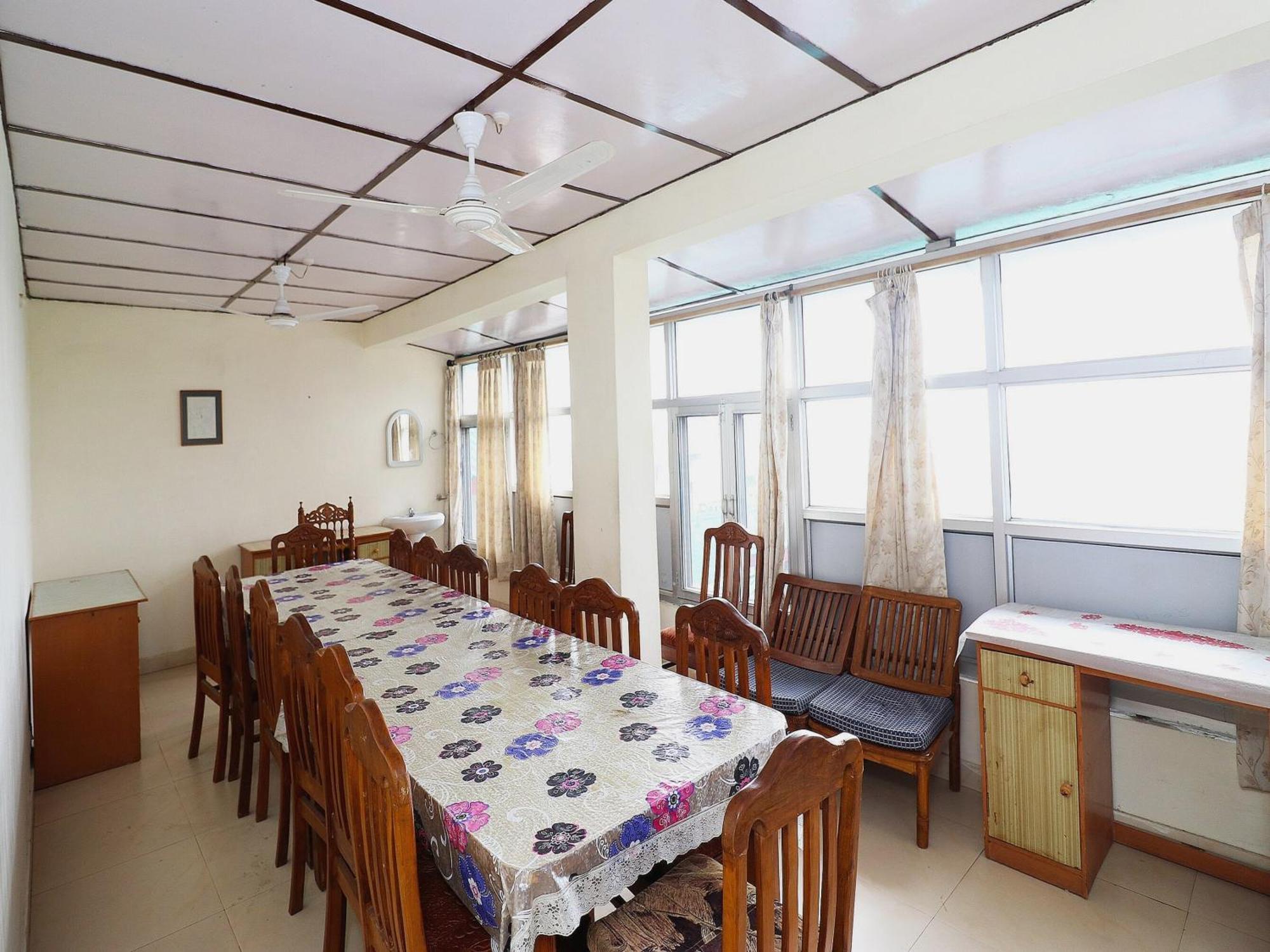 Super Hotel O Country Lodge Dharamshala Exterior foto